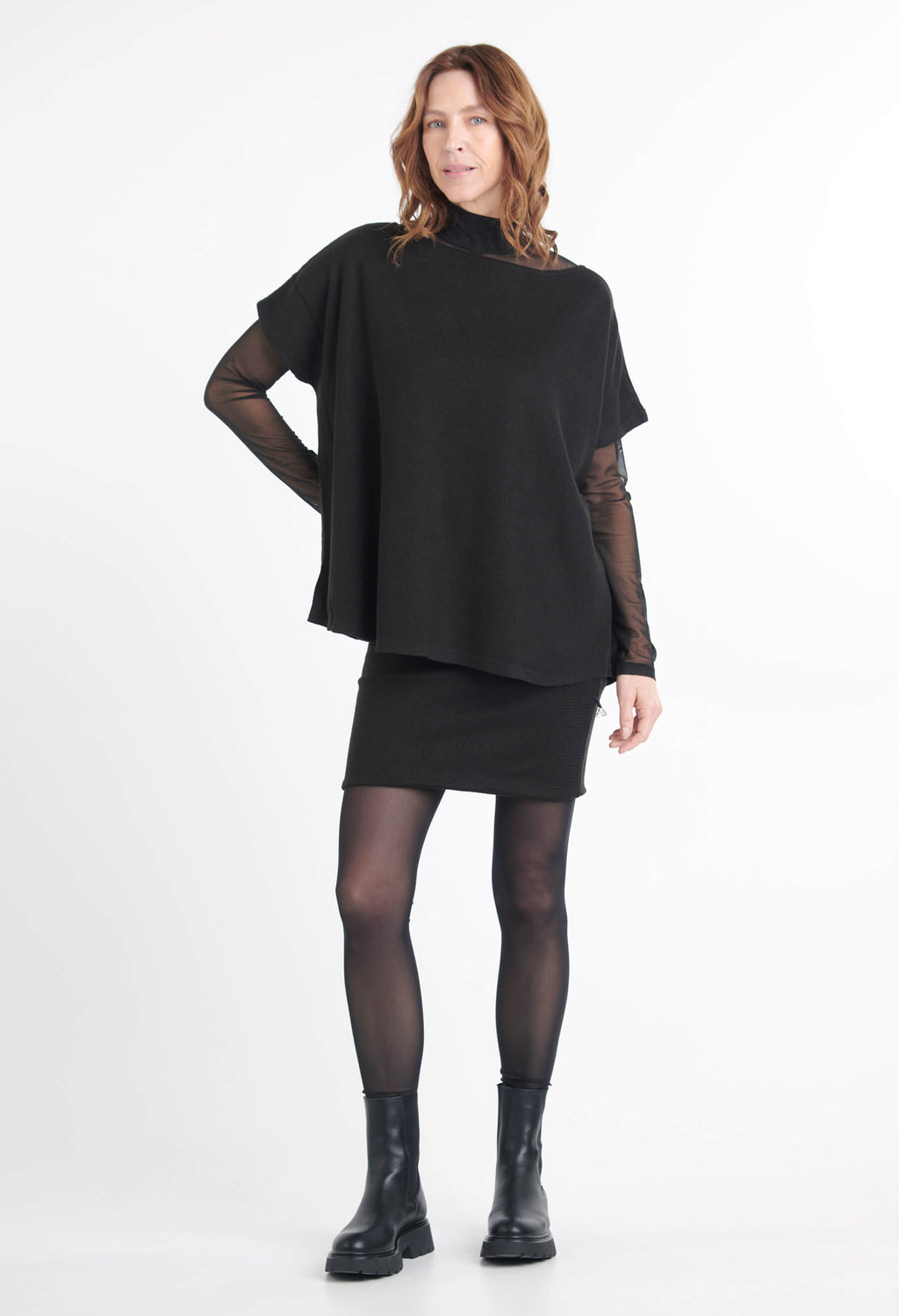 Madonna - High-waisted woven leggings