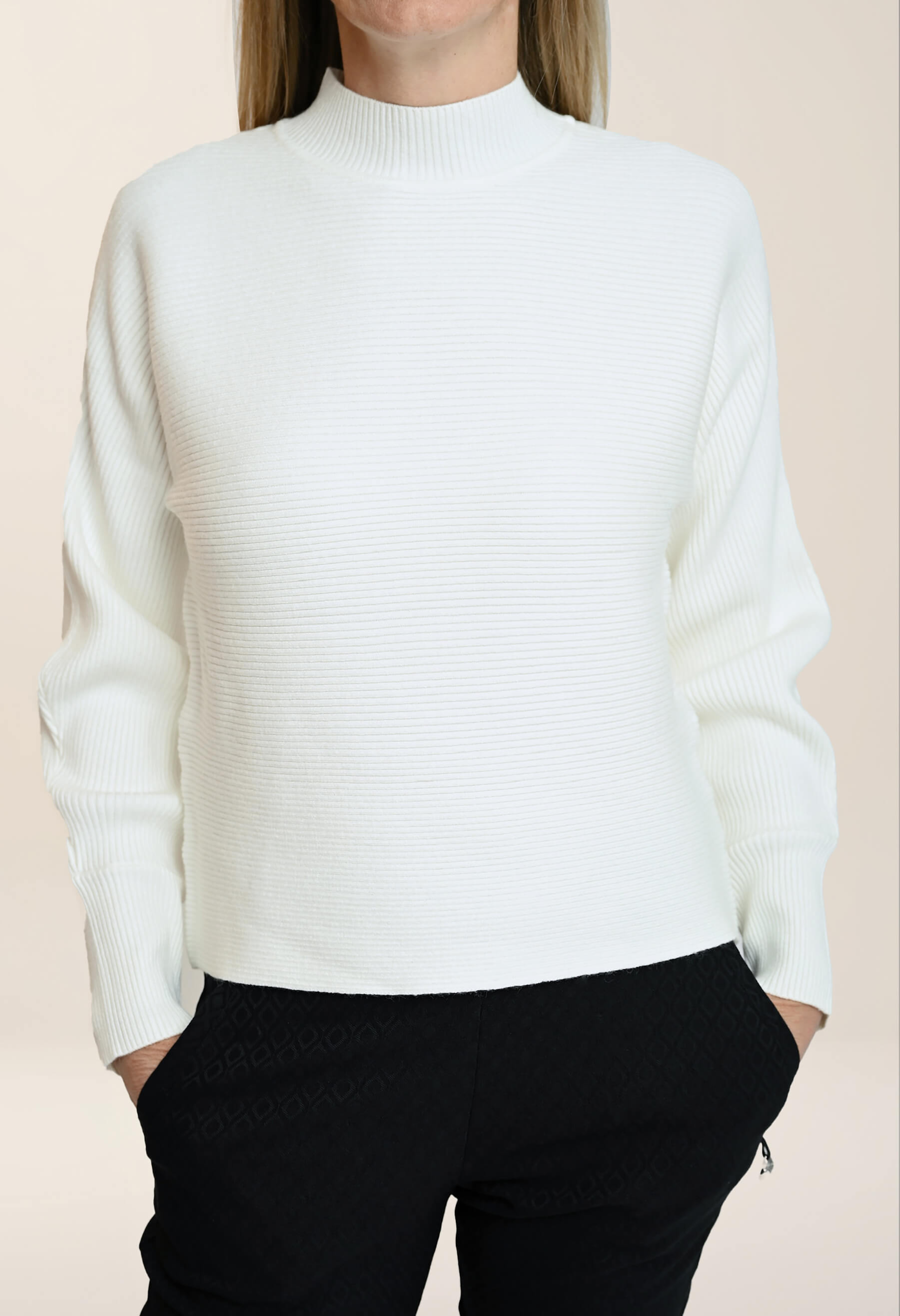 Léna - Chandail côtelé à col montant