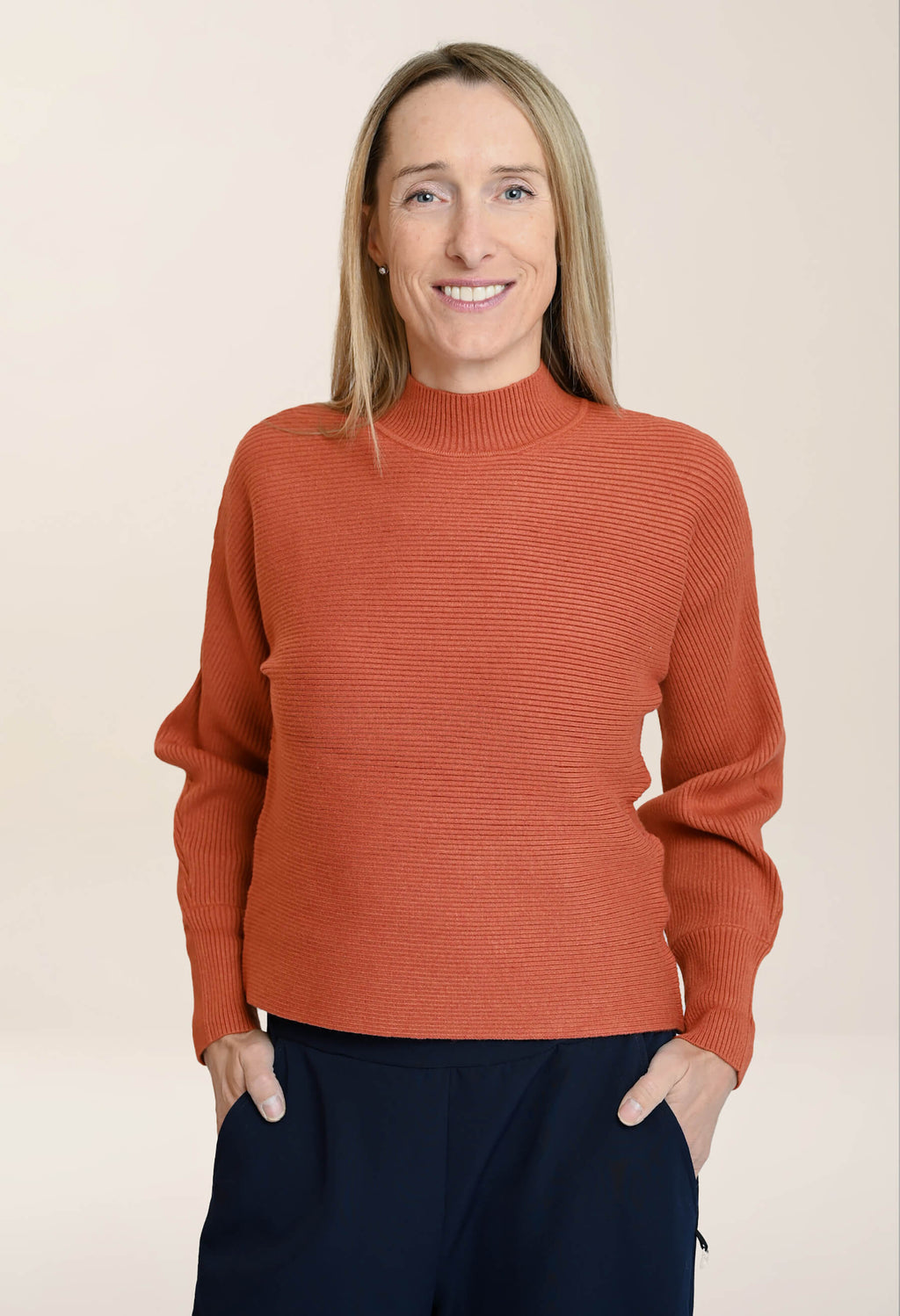 Léna - Chandail côtelé à col montant