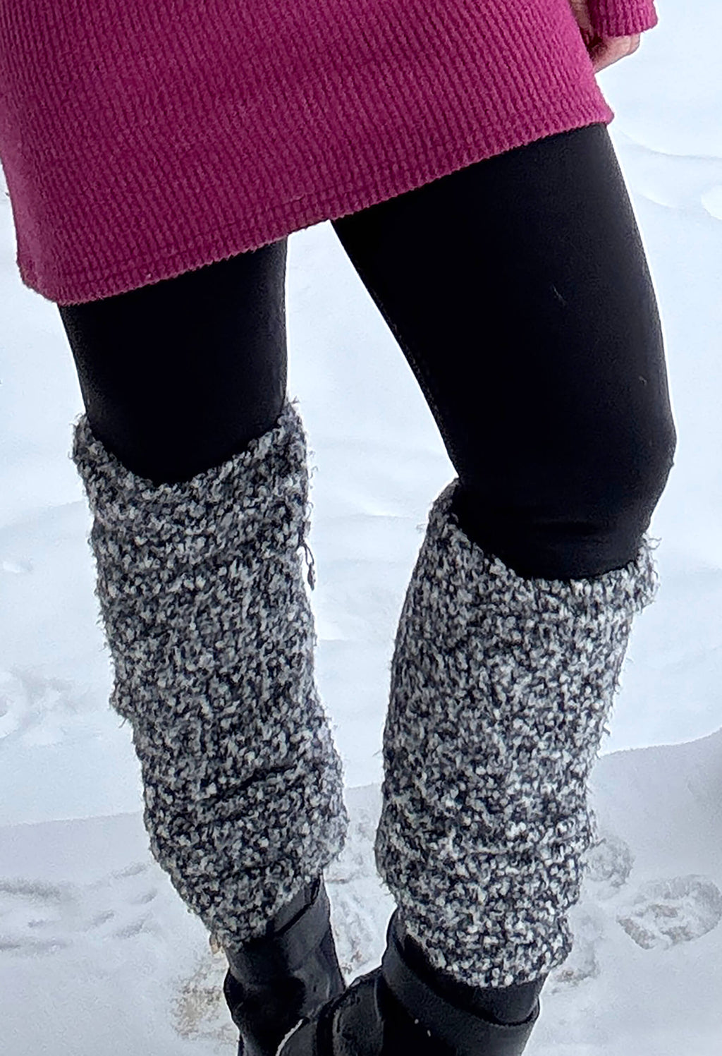 Charlotte - Curled leg warmers