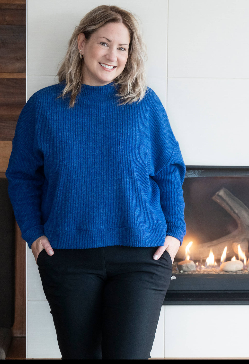 Danie - Chandail ample à manches longues et col montant