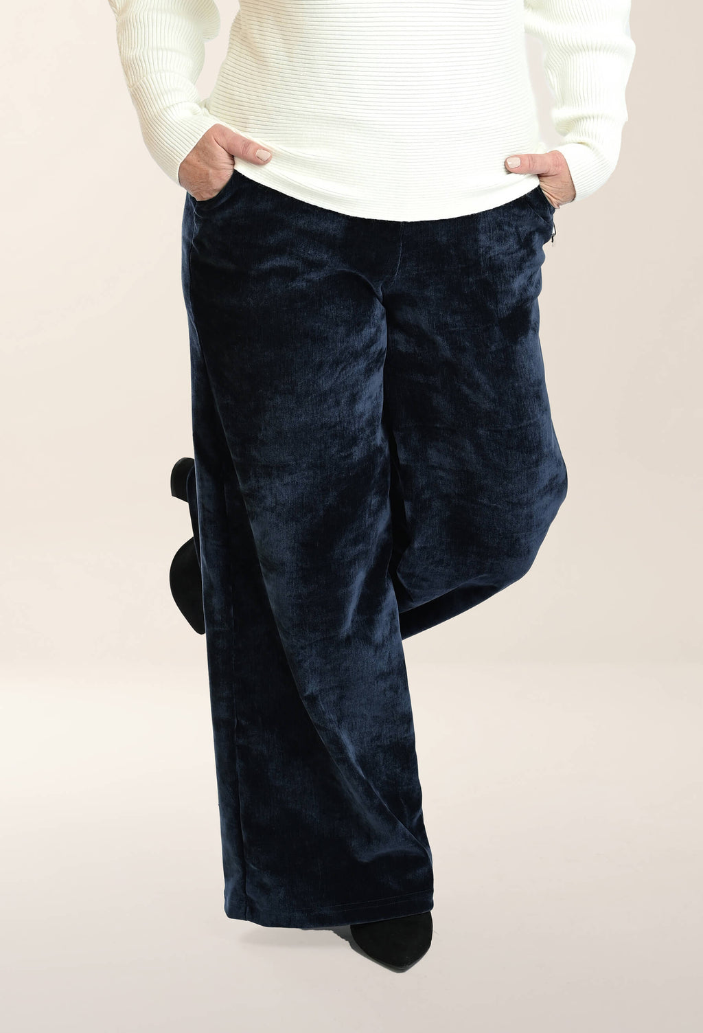 Kelly - Wide-leg fluid velvet trousers