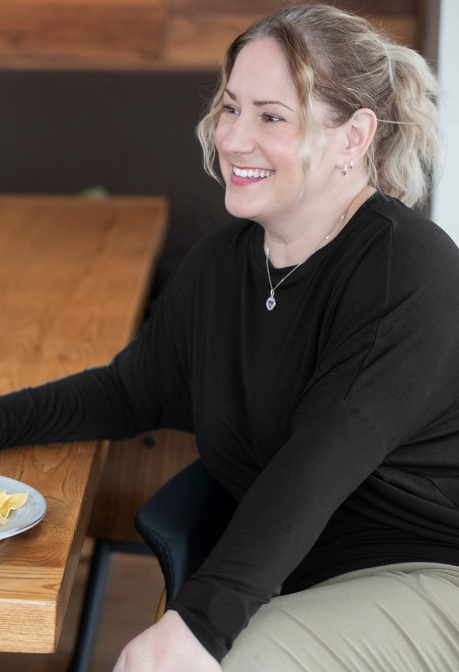 Rose-Marie - Flowy, loose-fitting sweater with dolman sleeves