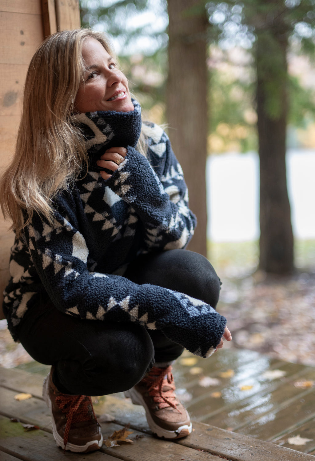 Amethyst - Oversized patterned sherpa fleece sweater